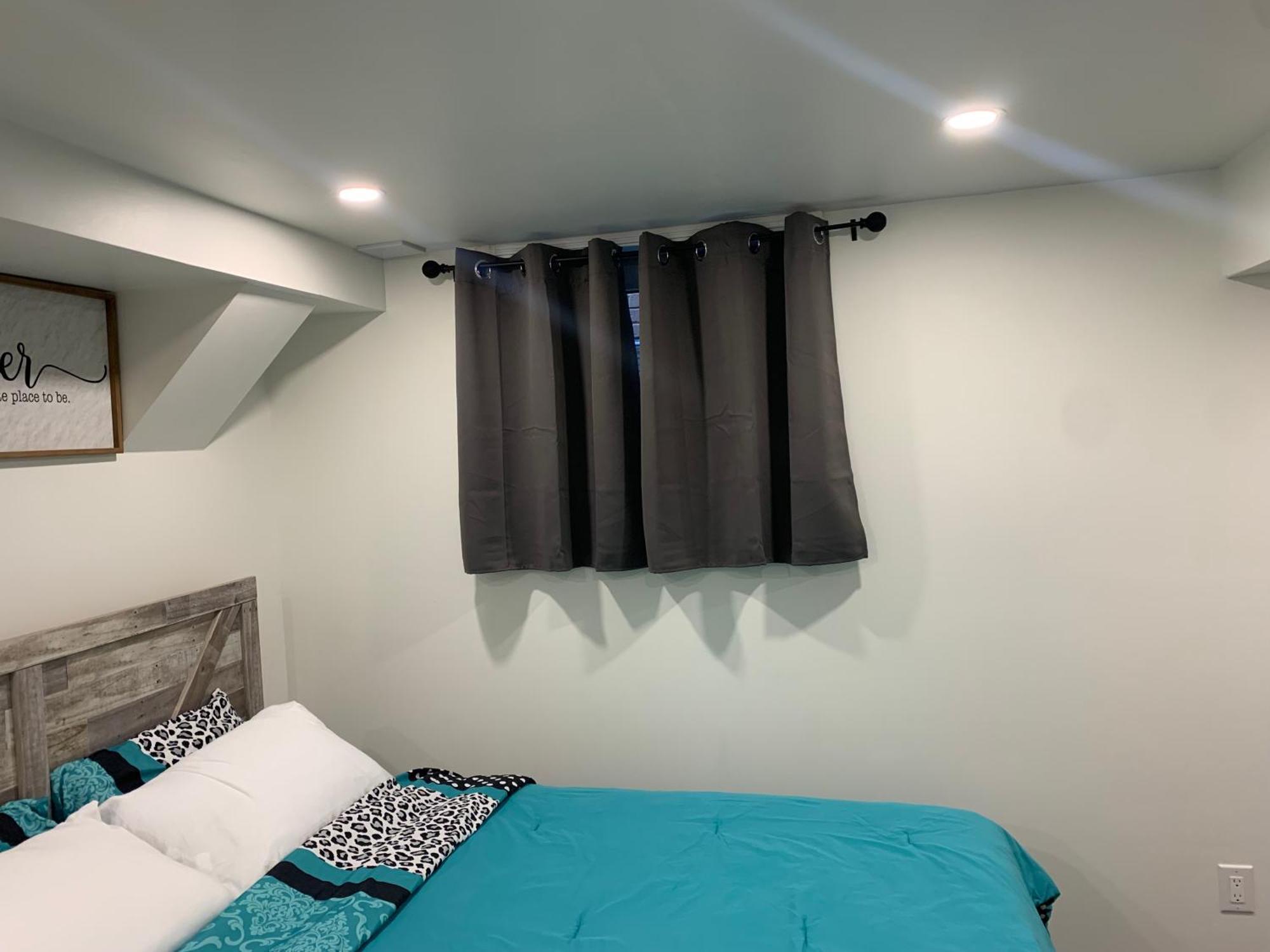 Modern 1 Bedroom + Den In Cambridge Exterior foto